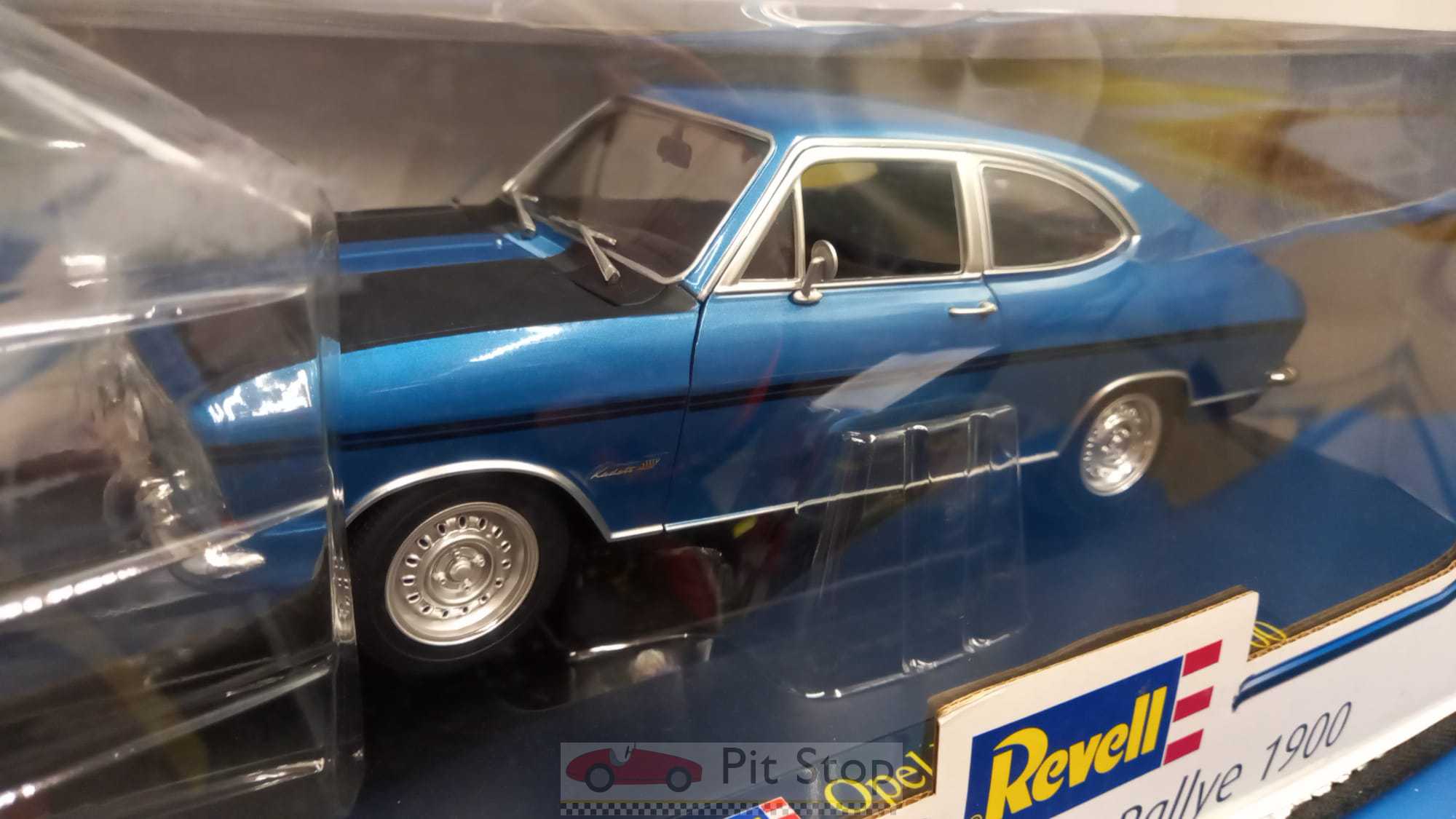 MCG18115 Revell Opel Kadett B Rallye 1900 1 18