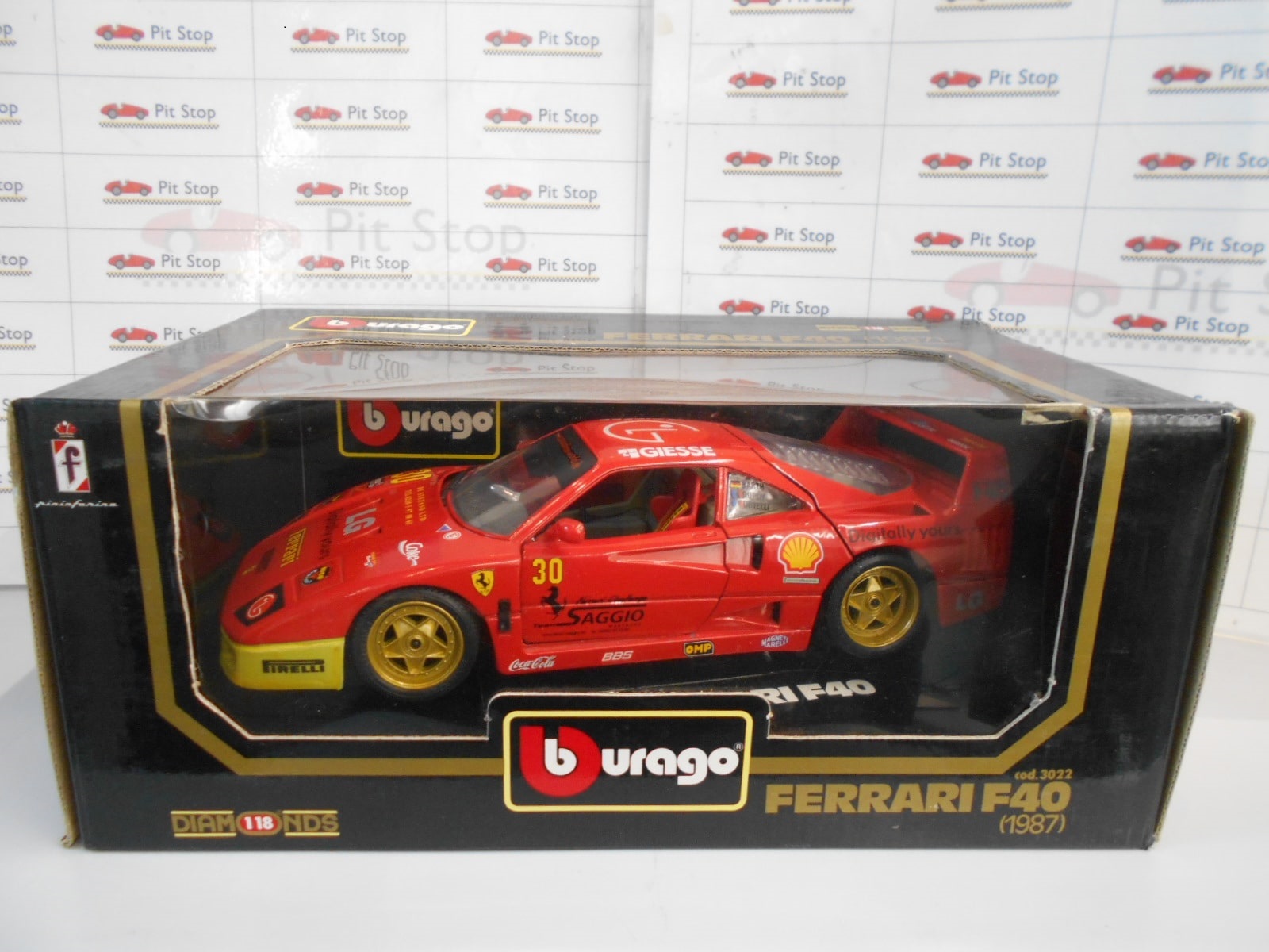 Ferrari F40 DE-BADGED - Red - Diecast - 1:18 Scale Model Bburago Custom Ver 8002