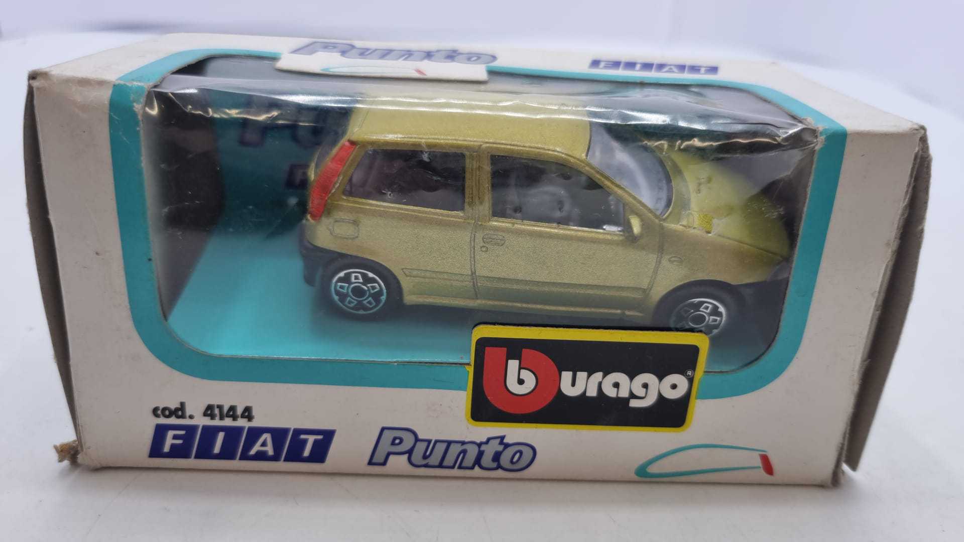 41444 Bburago Fiat Punto 1/43 scatola con usura del tempo