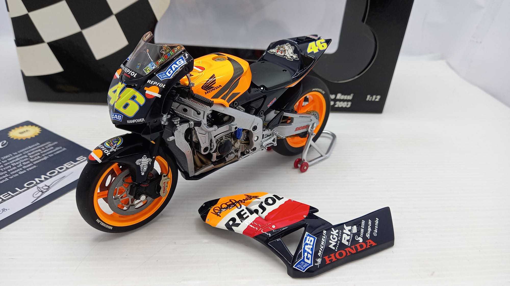 Minichamps Honda RC211V Valentino Rossi Australian GP 2003 1/12