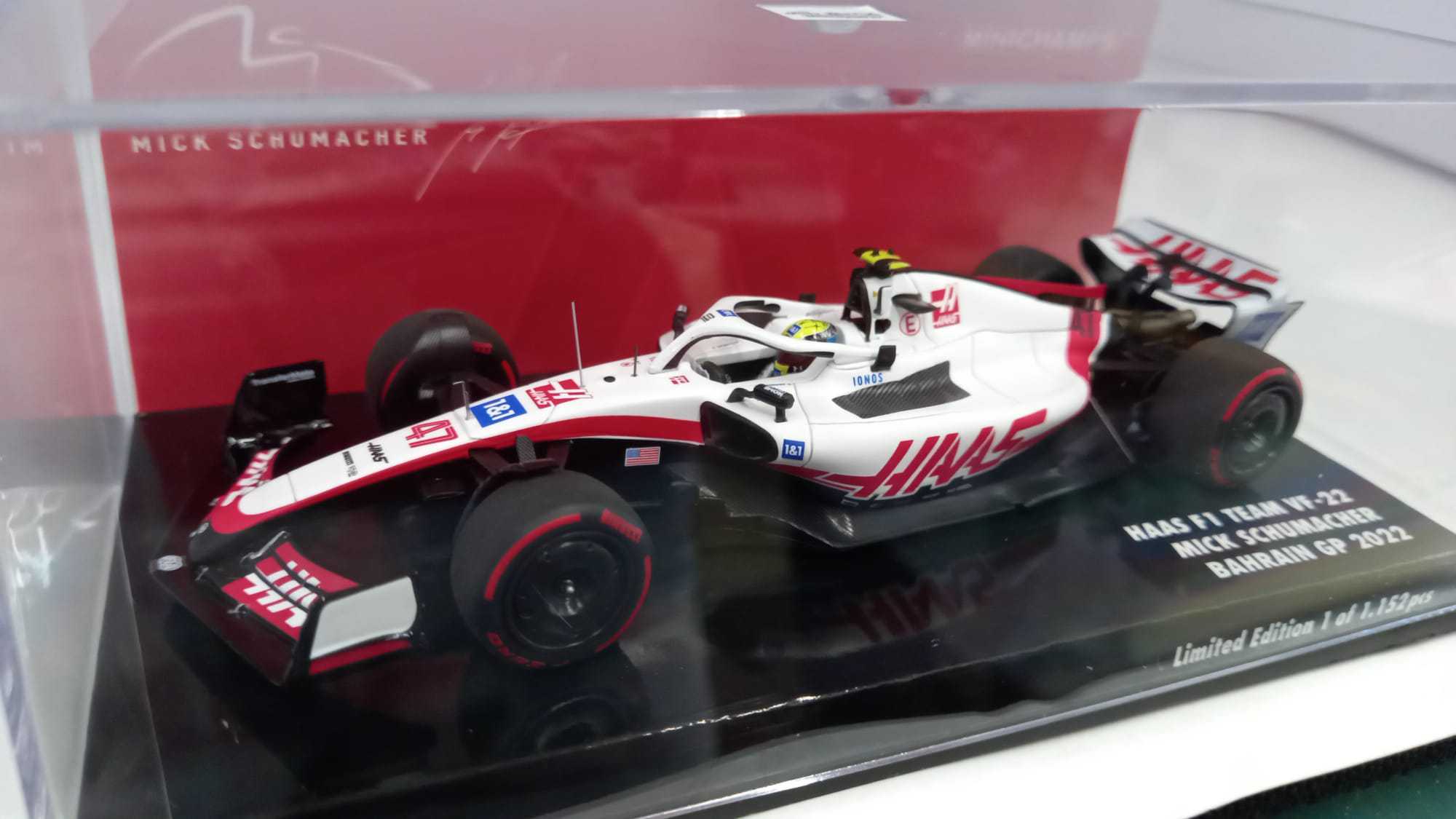 Haas F1 Team VF-22 Mick Schumacher #47 Bahrain GP 2022 Minichamps 1/43 F1