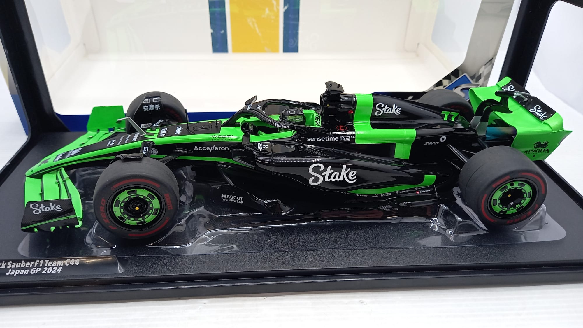 KOVOVÉ a RESIN MODELY | KICK Sauber F1 Team C44 #77 V.BOTTAS Japan GP 2023 - SOLIDO 1:18 | edice e-shop puzzle MODELY pohlednice obrazy